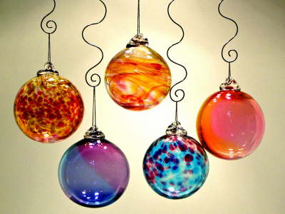 Baubles 5 Together